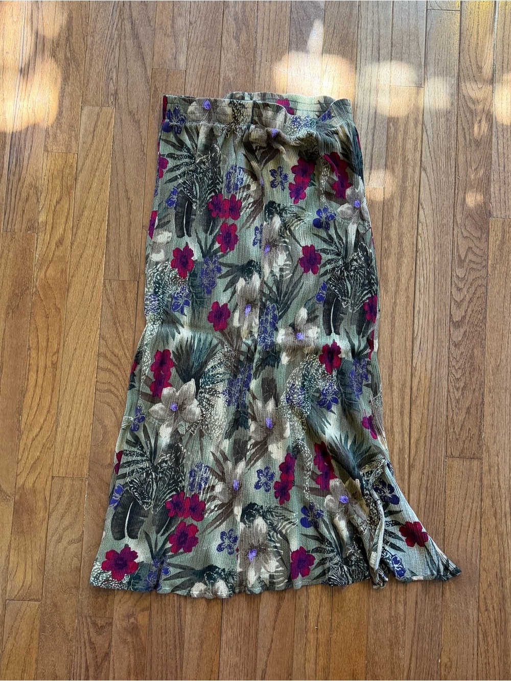American Vintage Olive Floral Midi Skirt with Magenta & Purple Flowers - Picture 3 of 3
